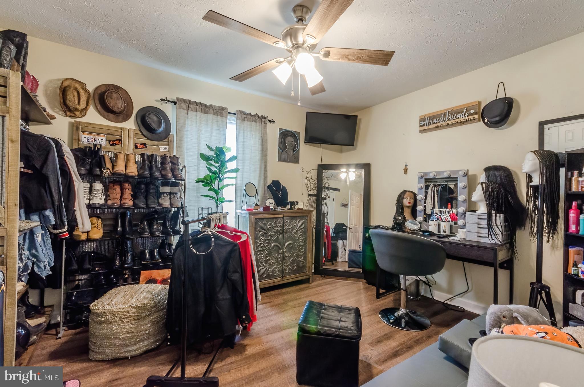 655 North Teal Road Martinsburg, WV 25405 - Photo 35 of 43