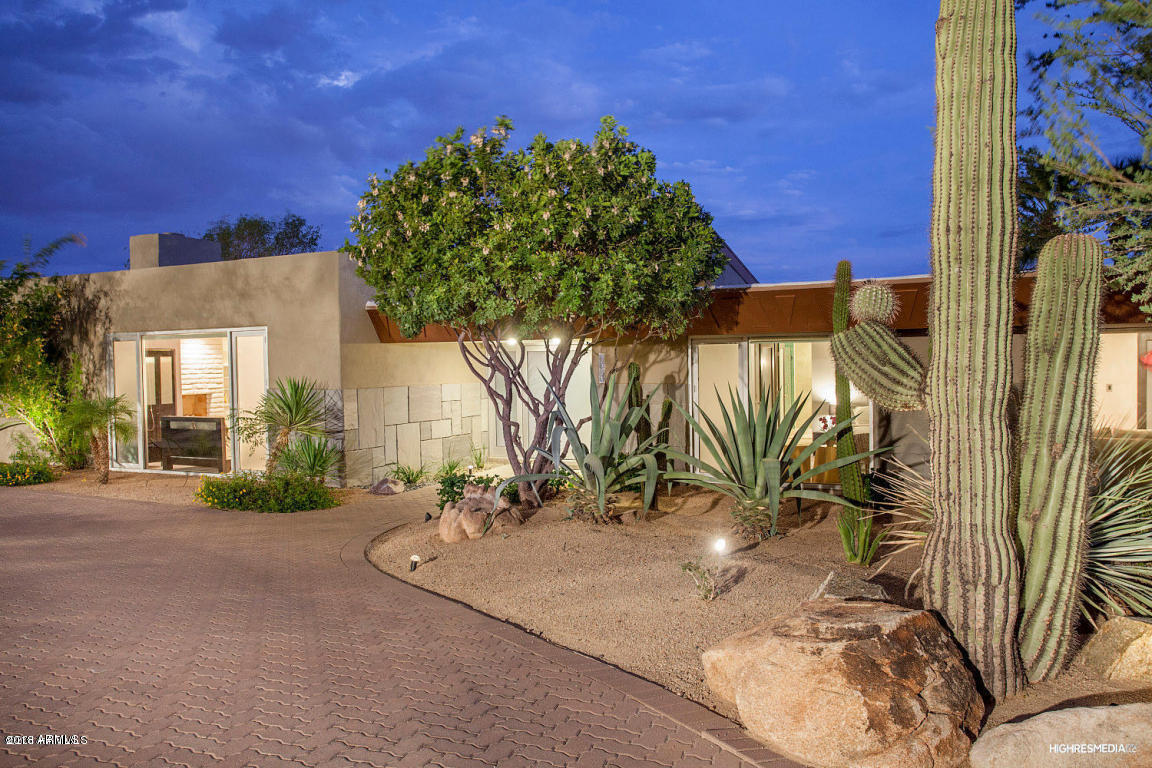 5555 East Rockridge Road Phoenix, AZ 85018 - Photo 1 of 26 27