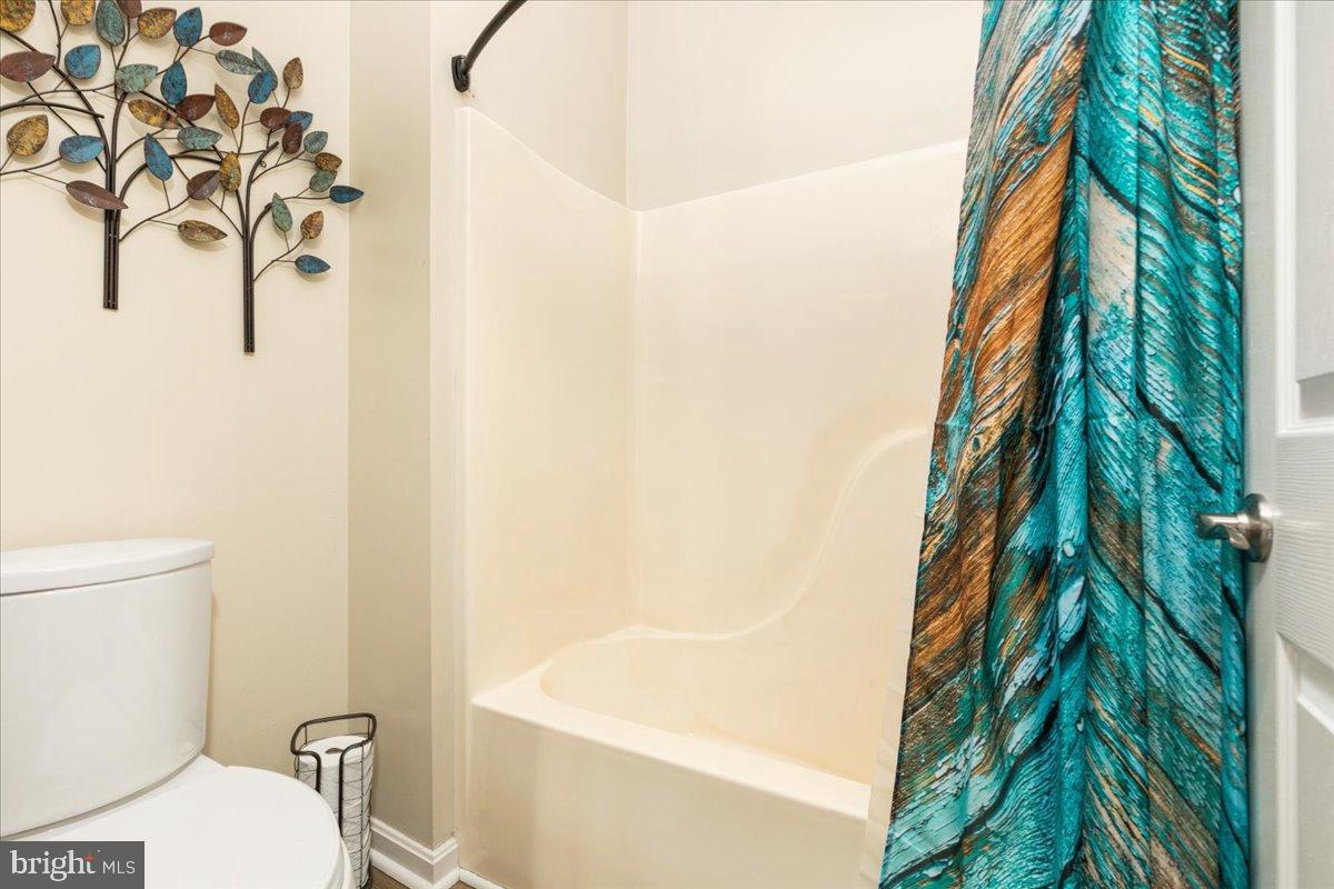 14 Ambler Lane Falling Waters, WV 25419 - Photo 13 of 28 Master bathroom