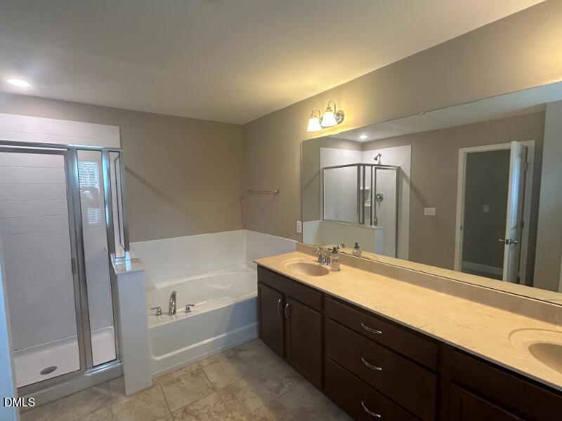 1662 Cary Reserve Drive Cary, NC 27519 - Photo 11 of 23 full_IMG-2381