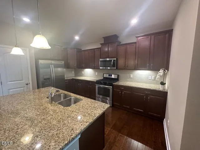 $2,200 | 1662 Cary Reserve Drive, Cary, NC 27519