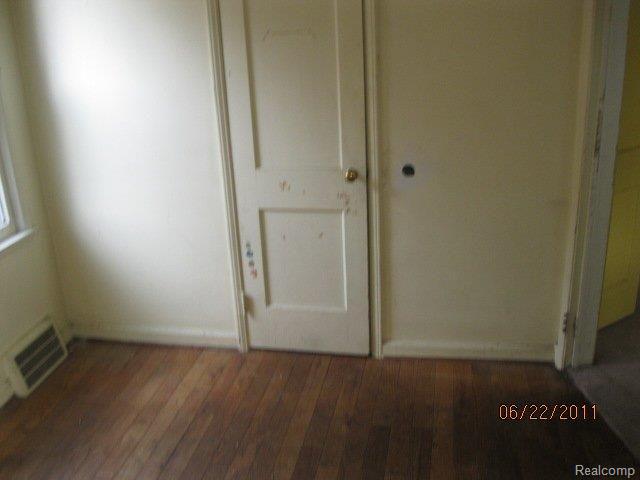 12896 Riad Street Detroit, MI 48224 - Photo 8 of 9 Bedroom2