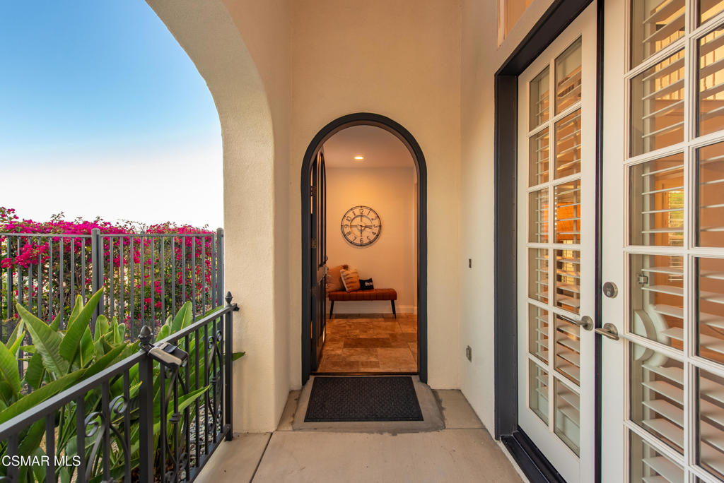 2424 Springbrook Street Thousand Oaks, CA 91362 - Photo 5 of 58