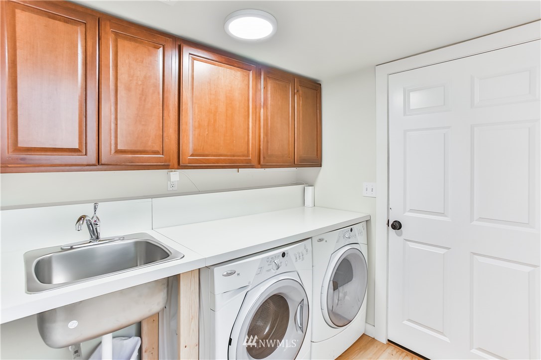 1407 Rockefeller Avenue Everett, WA 98201 - Photo 14 of 22