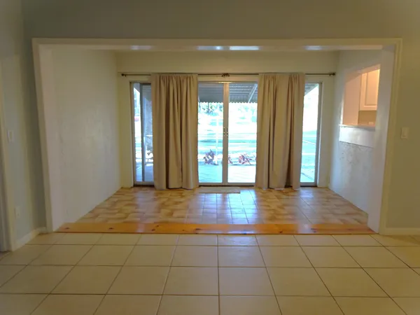 $2,100 | 7650 Meed Circle, Lake Worth, FL 33467