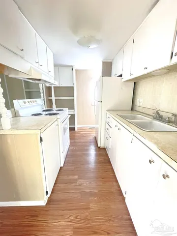 $995 | 1826 Bainbridge Avenue, Pensacola, FL 32507