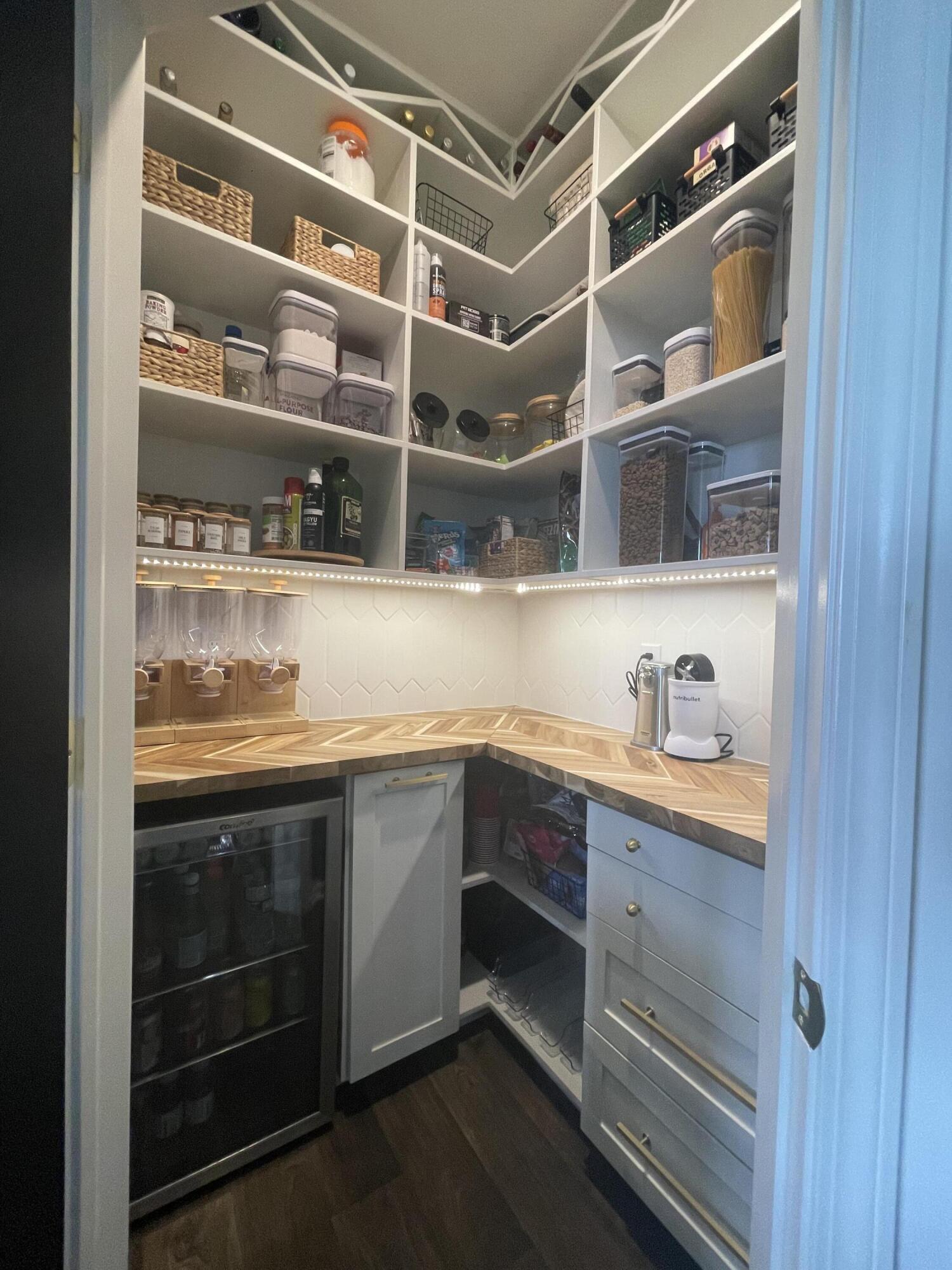 10324 Whitney Place Crown Point, IN 46307 - Photo 6 of 20 1500x2000