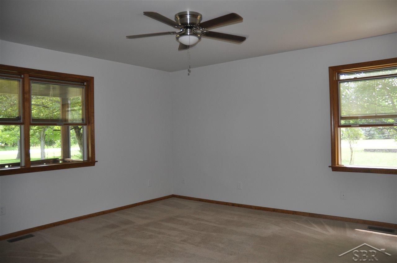 545 North Gleaner Road Saginaw, MI 48609 - Photo 13 of 20 Gallery Image 13