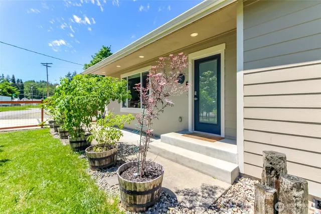 $574,950 | 181 Coal Avenue, Carbonado, WA 98323