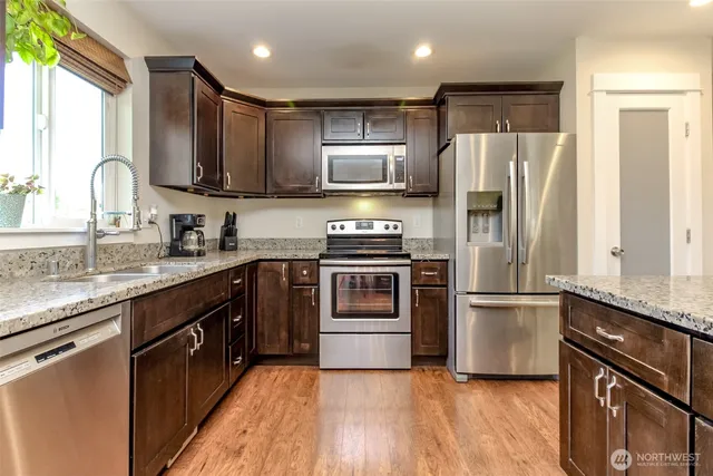 $574,950 | 181 Coal Avenue, Carbonado, WA 98323