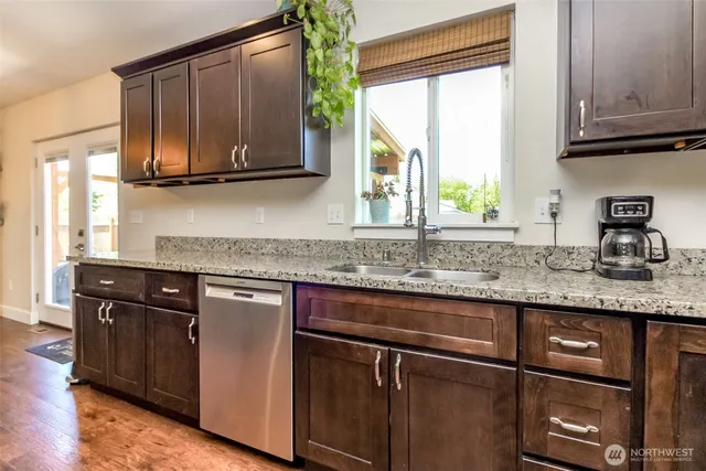 $574,950 | 181 Coal Avenue, Carbonado, WA 98323