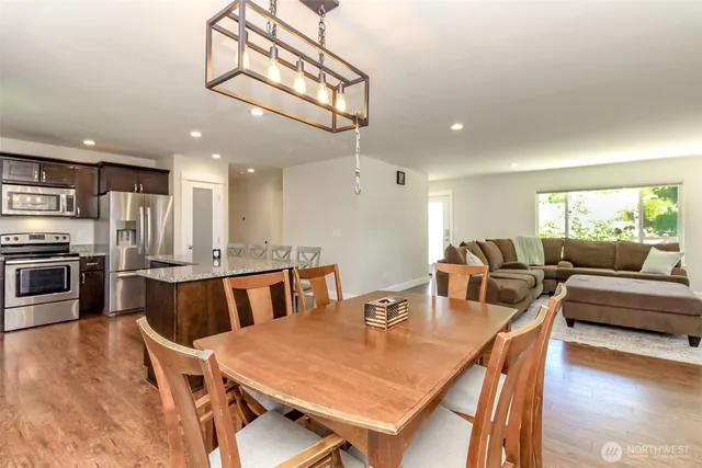 $574,950 | 181 Coal Avenue, Carbonado, WA 98323