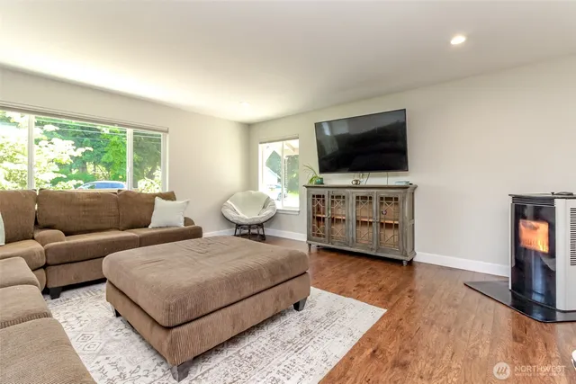 $574,950 | 181 Coal Avenue, Carbonado, WA 98323