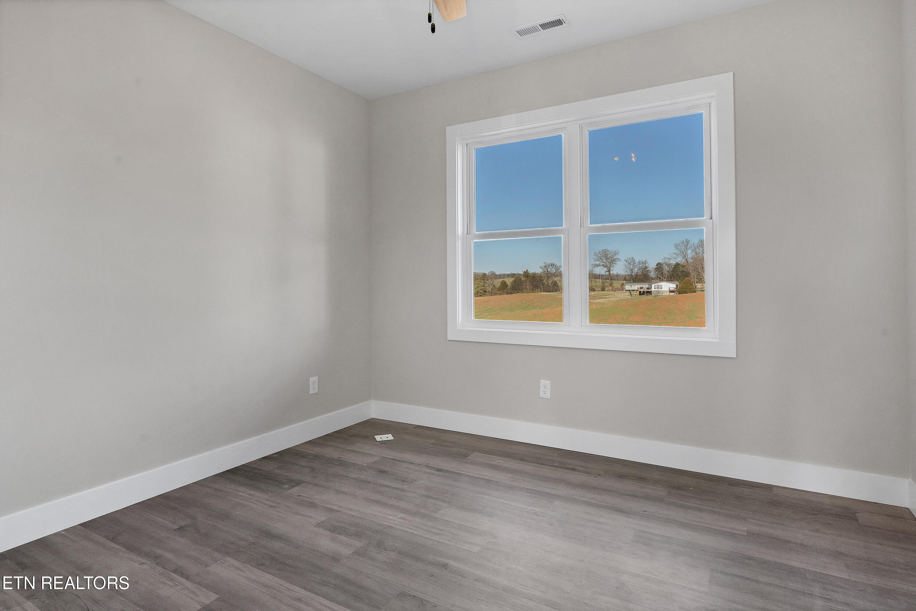 888 Baileys Road Greenback, TN 37742 - Photo 20 of 41 DSC01459