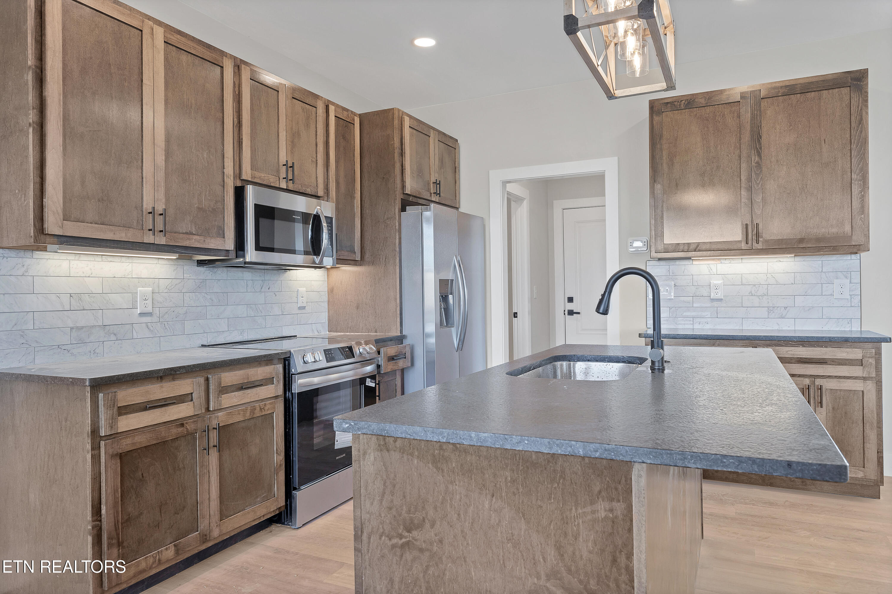 888 Baileys Road Greenback, TN 37742 - Photo 24 of 41 DSC01479