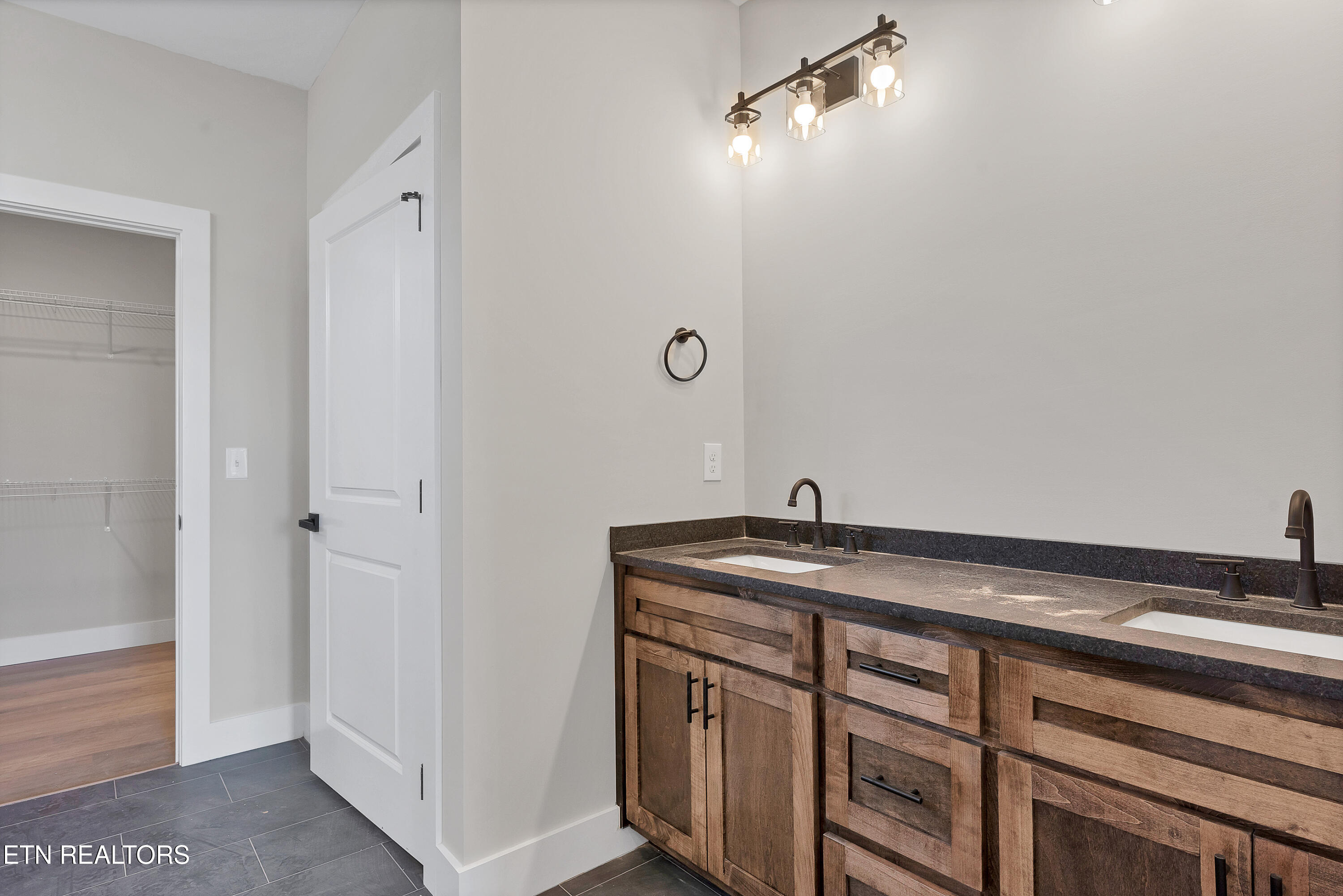 888 Baileys Road Greenback, TN 37742 - Photo 32 of 41 DSC01519