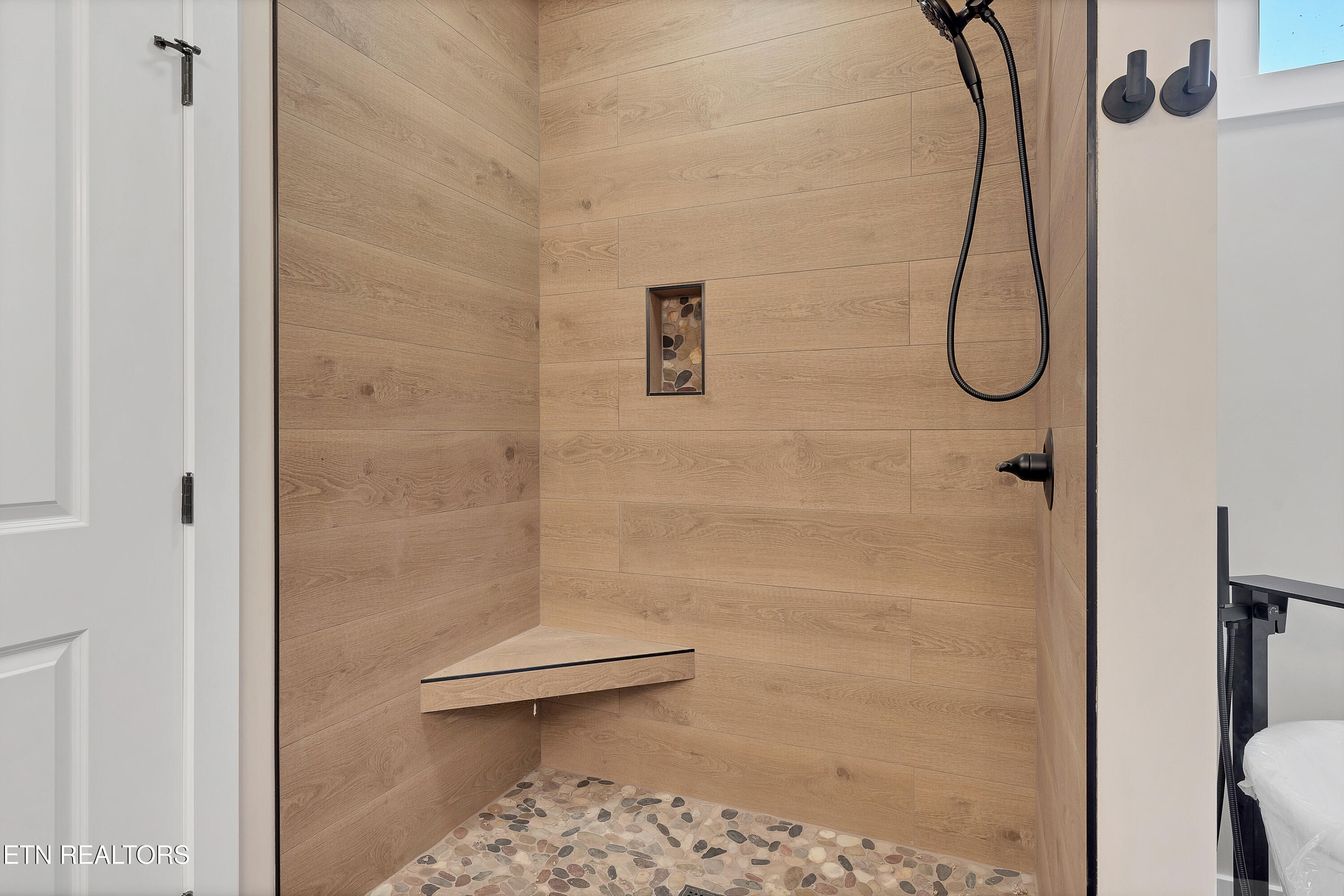 888 Baileys Road Greenback, TN 37742 - Photo 34 of 41 DSC01529