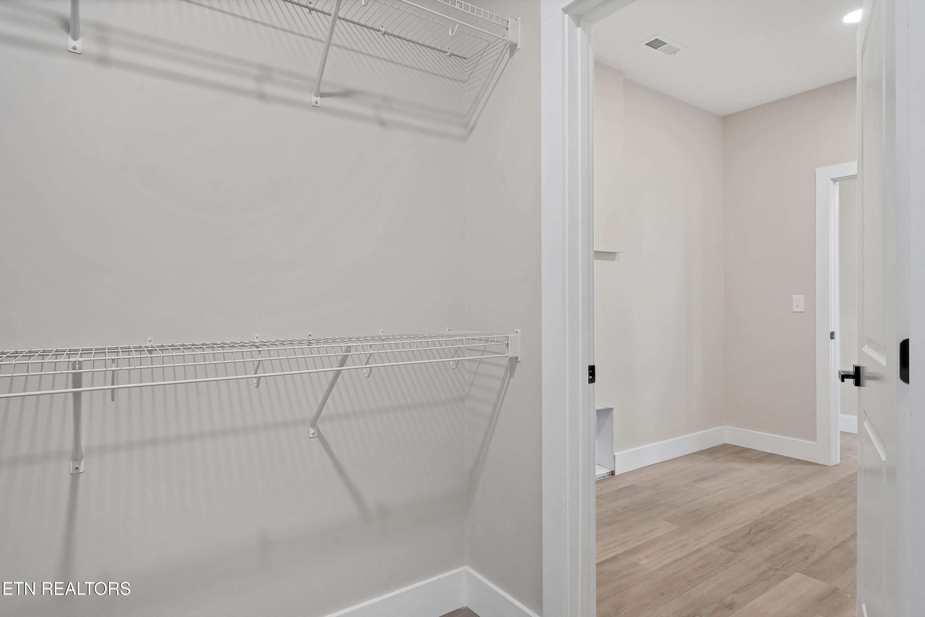 888 Baileys Road Greenback, TN 37742 - Photo 37 of 41 DSC01544