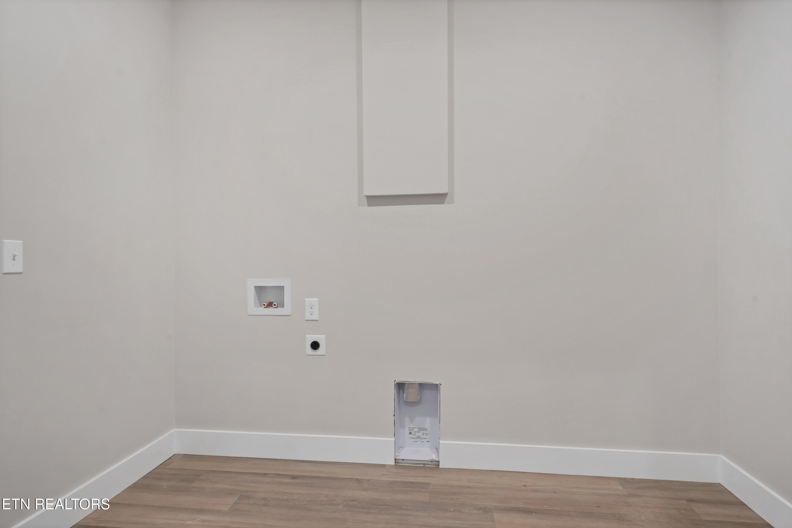 888 Baileys Road Greenback, TN 37742 - Photo 38 of 41 DSC01549