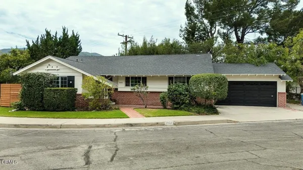 $1,350,000 | 3860 2nd Avenue, La Crescenta, CA 91214