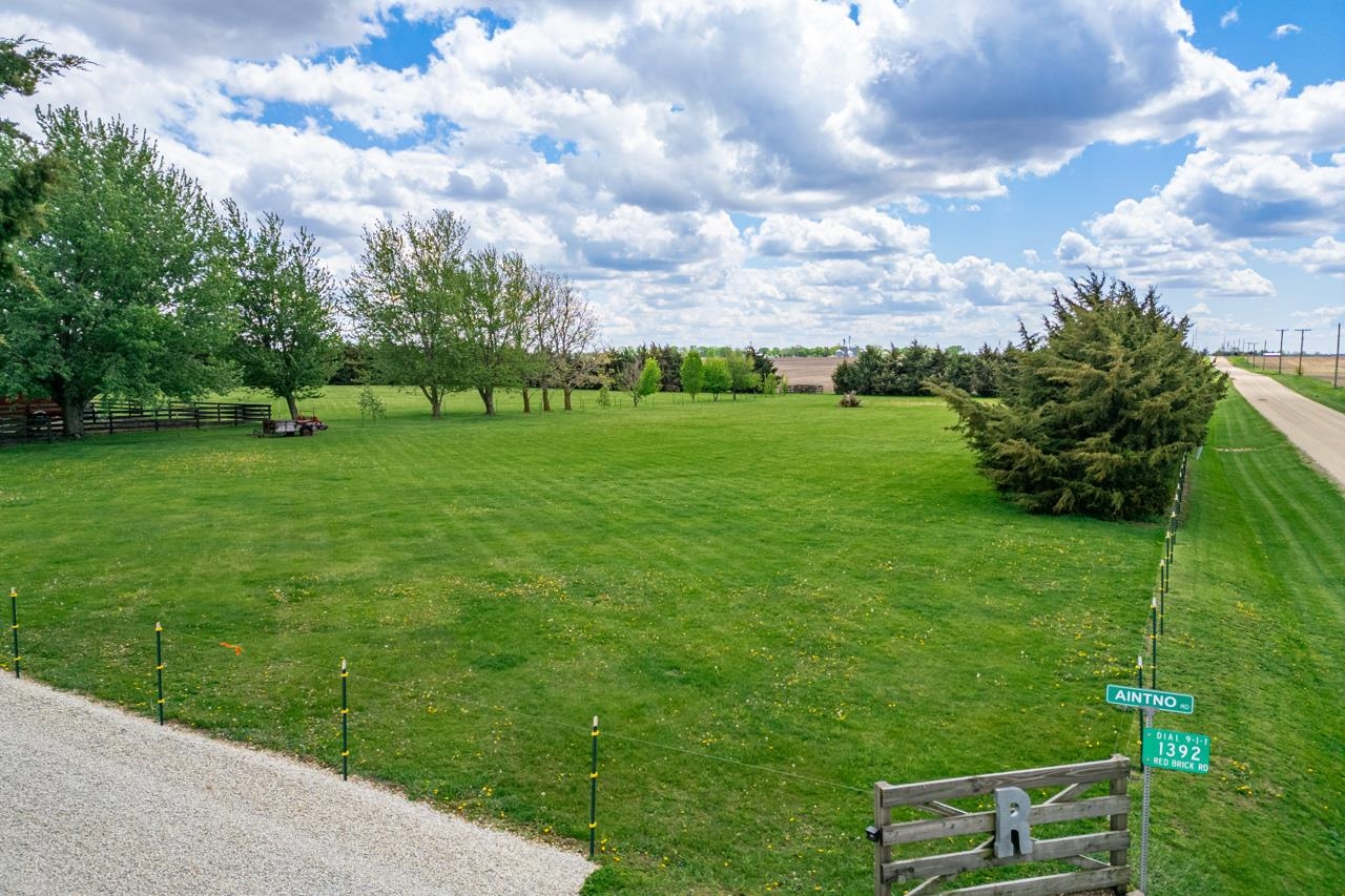 1392 Red Brick Road Dixon, IL 61021 - Photo 28 of 52