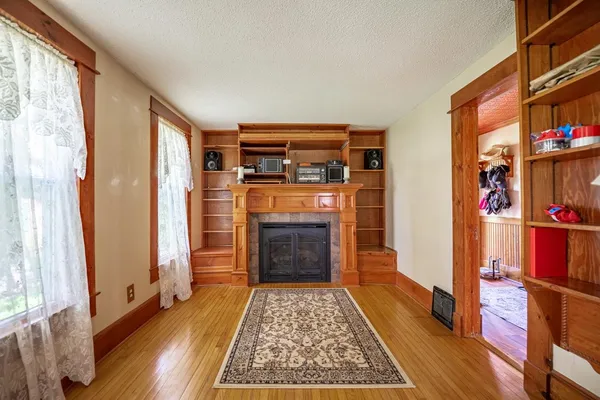 $560,000 | 1392 Red Brick Road, Dixon, IL 61021