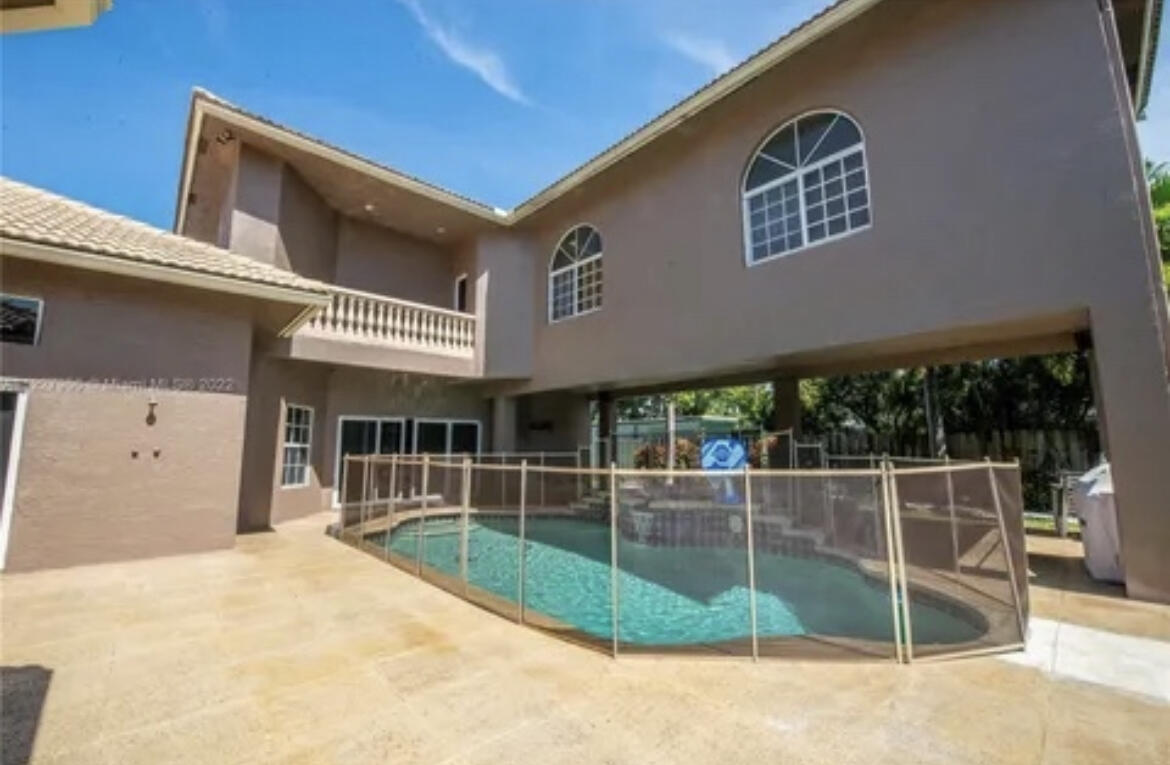 423 Northeast 3rd Street Pompano Beach, FL 33060 - Photo 5 of 33 IMG_7626