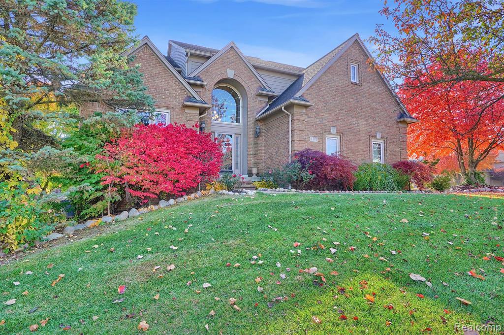3393 Seminole Court Rochester Hills, MI 48309 - Photo 2 of 61