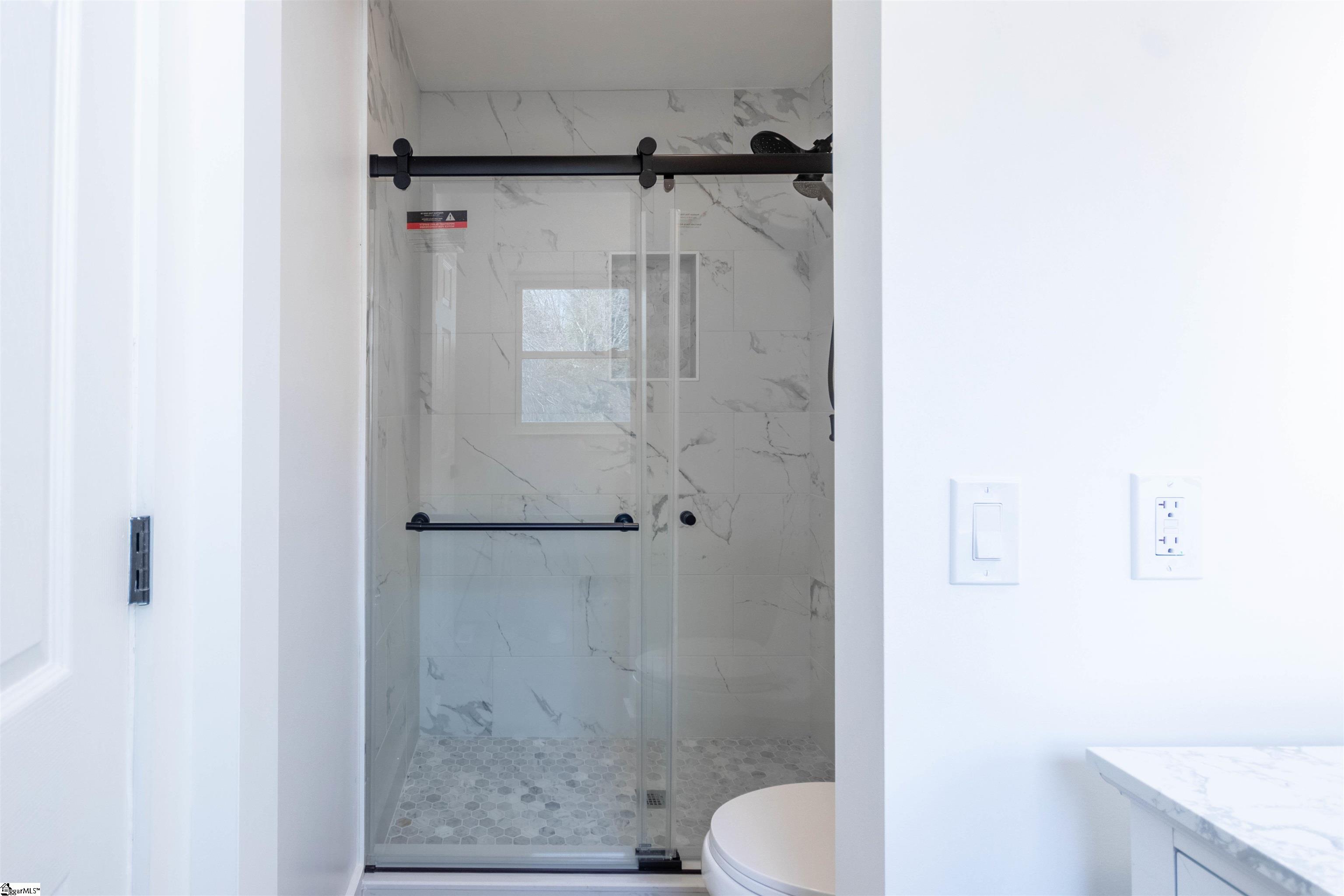 111 Tuskegee Avenue Greenville, SC 29607 - Photo 7 of 25