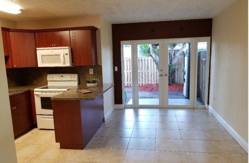 3680 Southwest 59th Avenue, Unit 8 Davie, FL 33314 - Photo 1 of 15