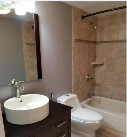 $2,175 | 3680 Southwest 59th Avenue, Unit 8, Davie, FL 33314