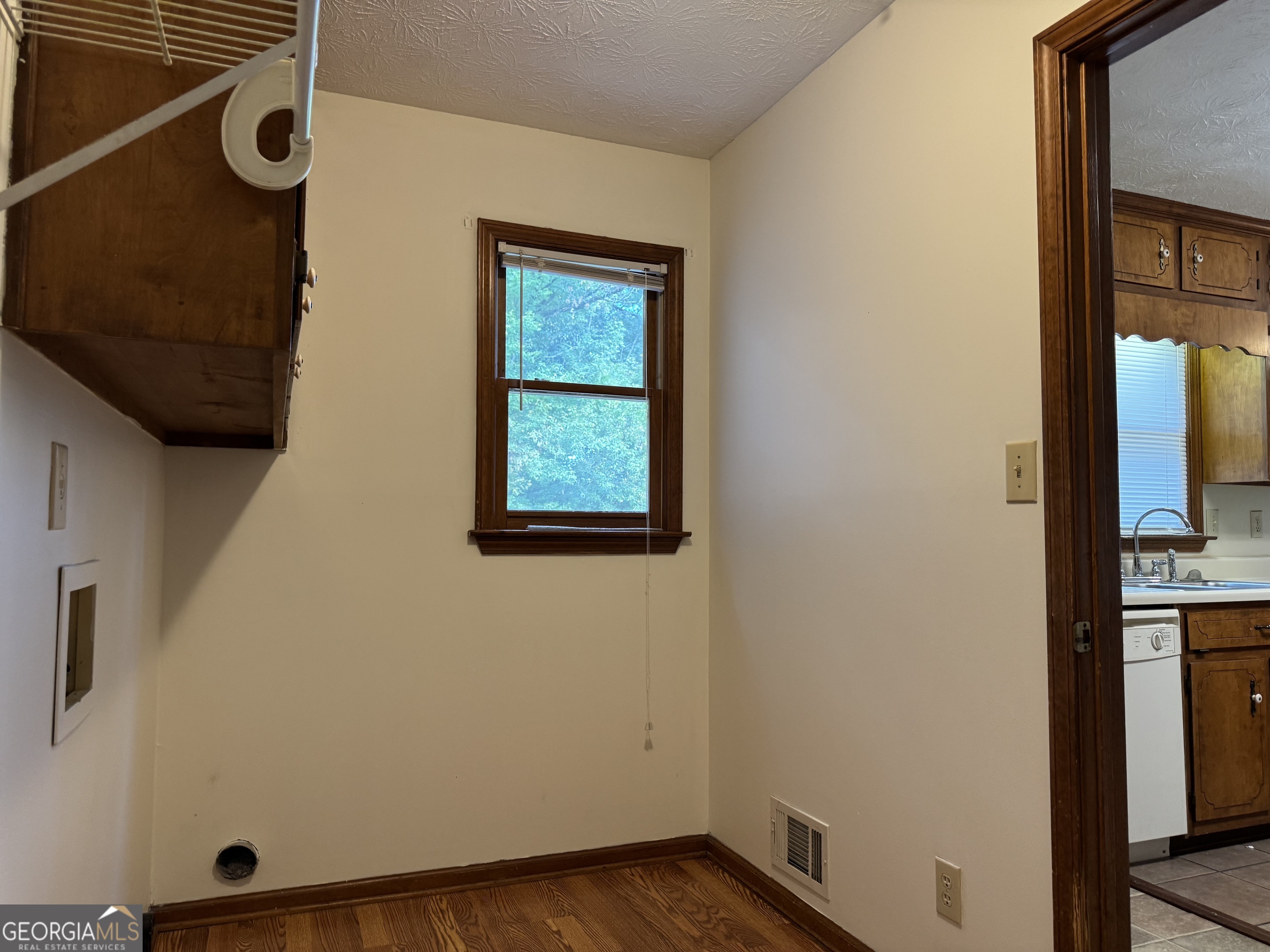 19 Sentry Oak Court, Unit B Stockbridge, GA 30281 - Photo 3 of 14 a view of an entryway with wooden floor