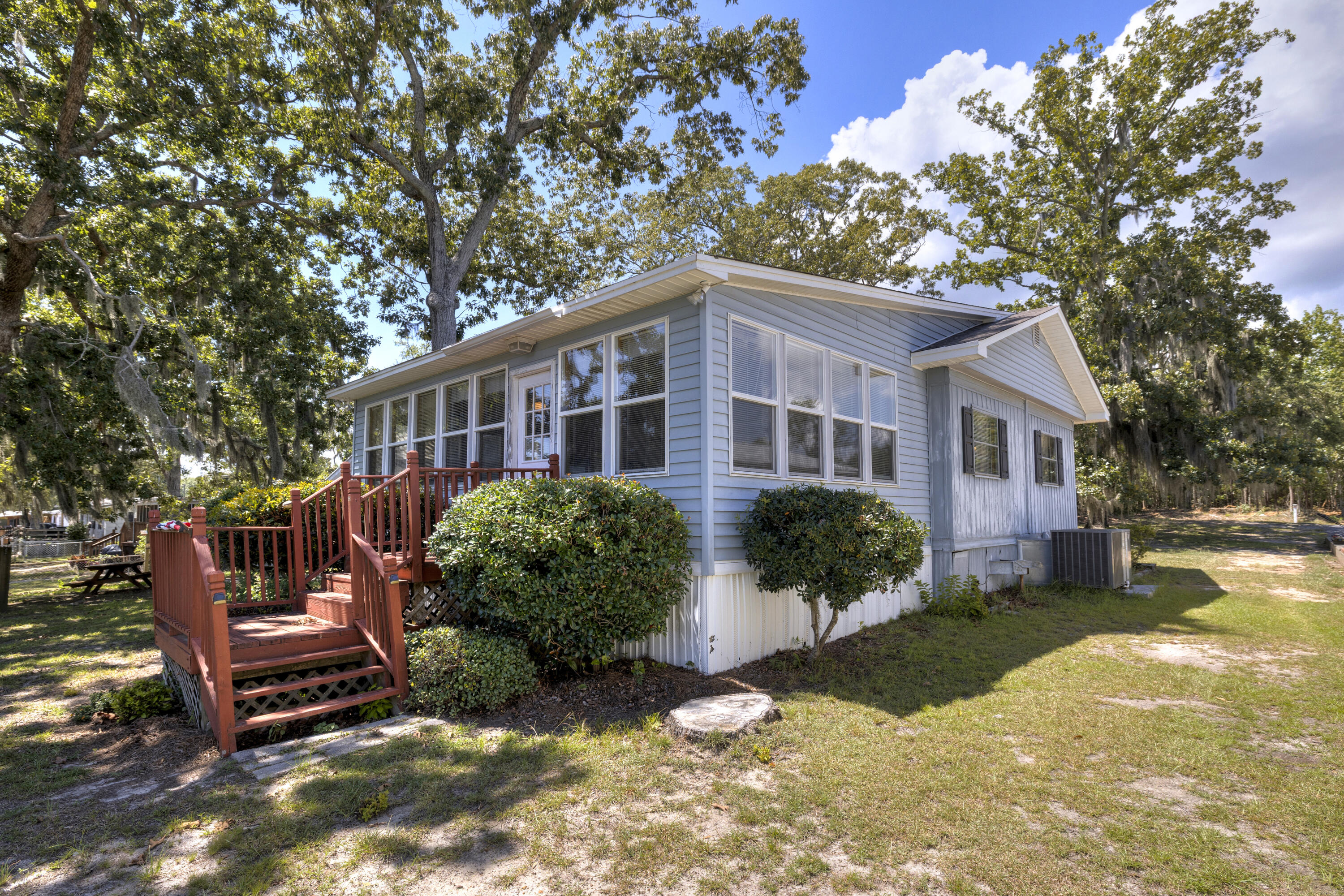 1154 Hammond Road Summerton, SC 29148 - Photo 14 of 67 Gallery Image 14
