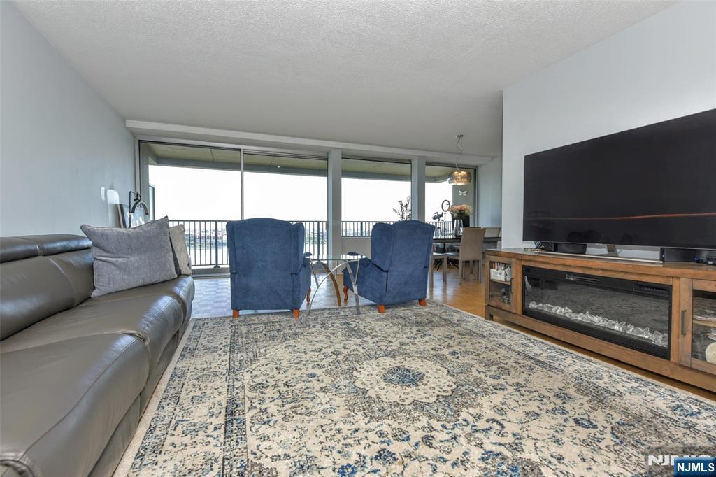 3 Horizon Road, Unit 1002 Fort Lee, NJ 07024 - Photo 10 of 28 Gallery Image 10
