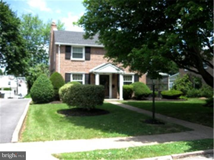 521 Wayne Avenue Springfield, PA 19064 - Photo 3 of 13 Gallery Image 3