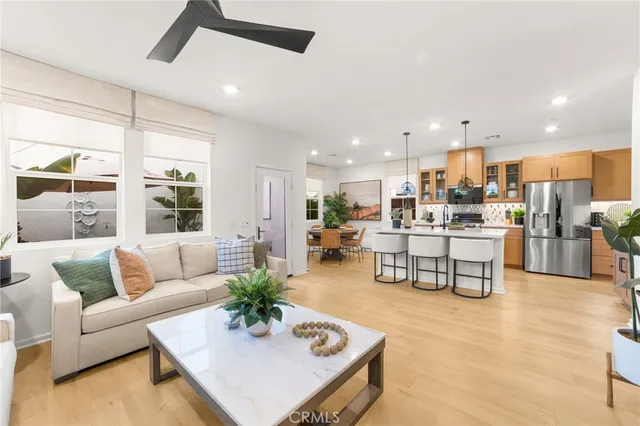 $817,500 | 4037 Summer Way, Corona, CA 92883