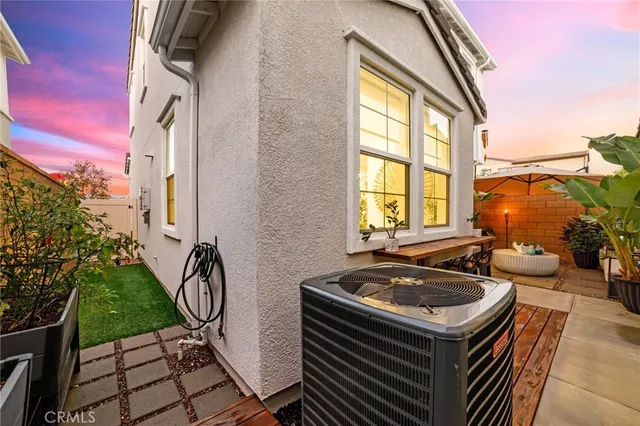 $817,500 | 4037 Summer Way, Corona, CA 92883