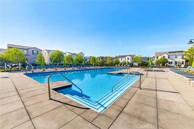 $817,500 | 4037 Summer Way, Corona, CA 92883