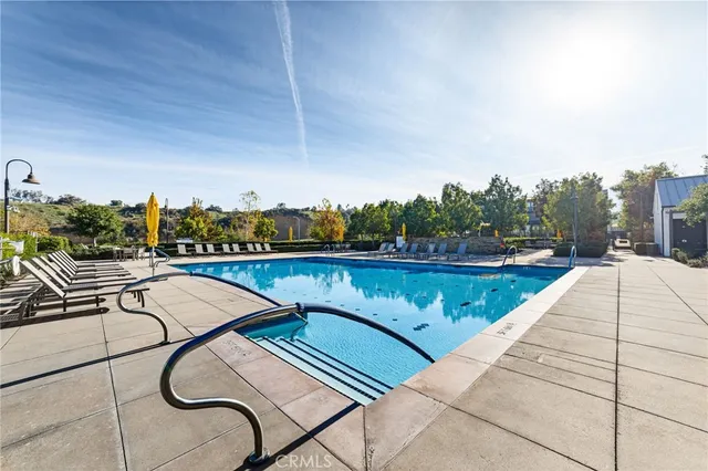 $817,500 | 4037 Summer Way, Corona, CA 92883