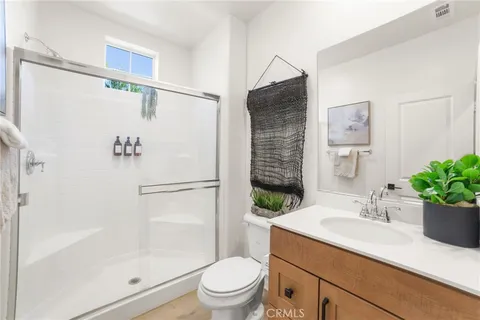 $749,000 | 4037 Summer Way, Corona, CA 92883