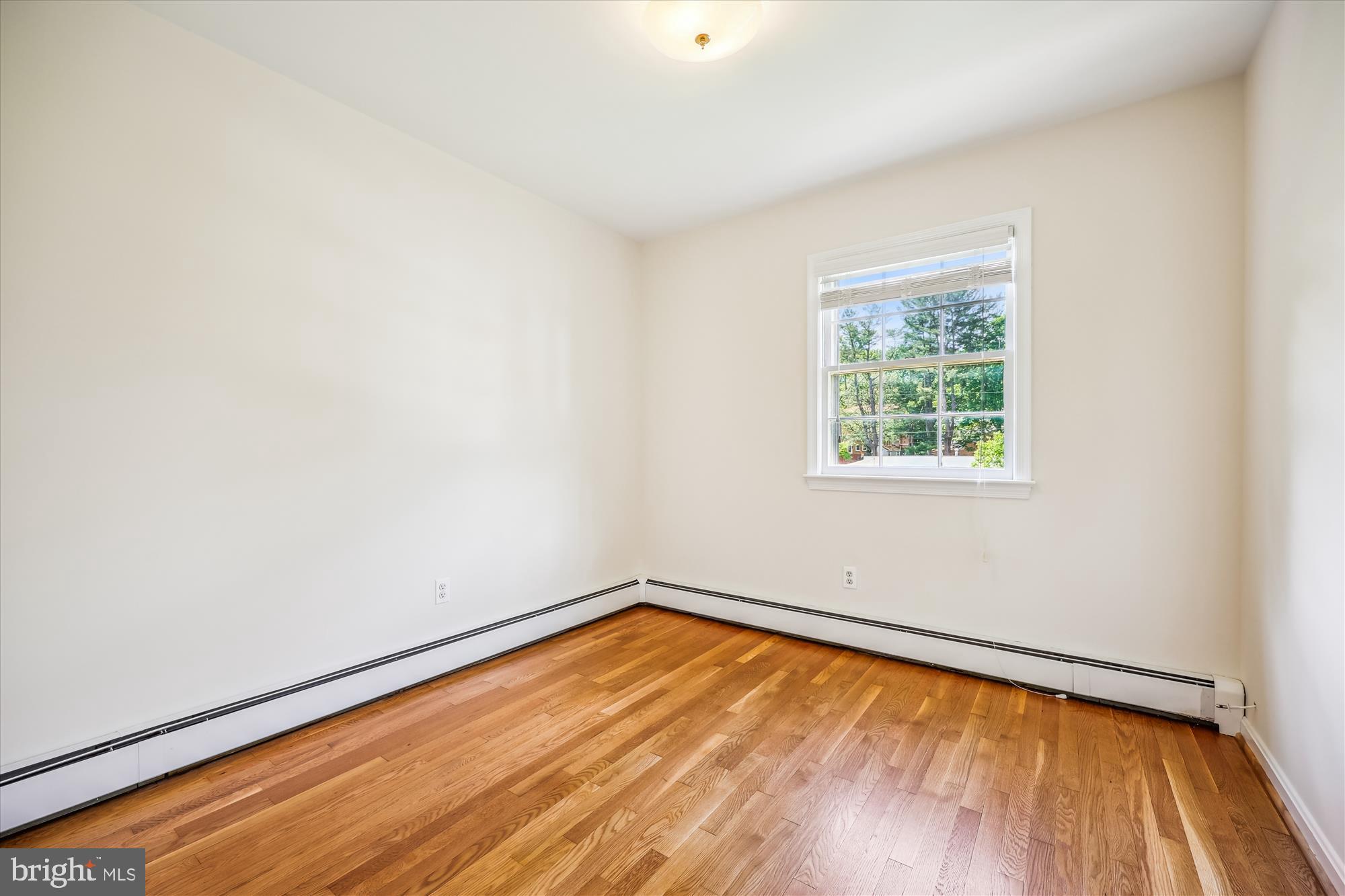 1029 Tracy Drive Silver Spring, MD 20904 - Photo 43 of 59 an empty room with a window
