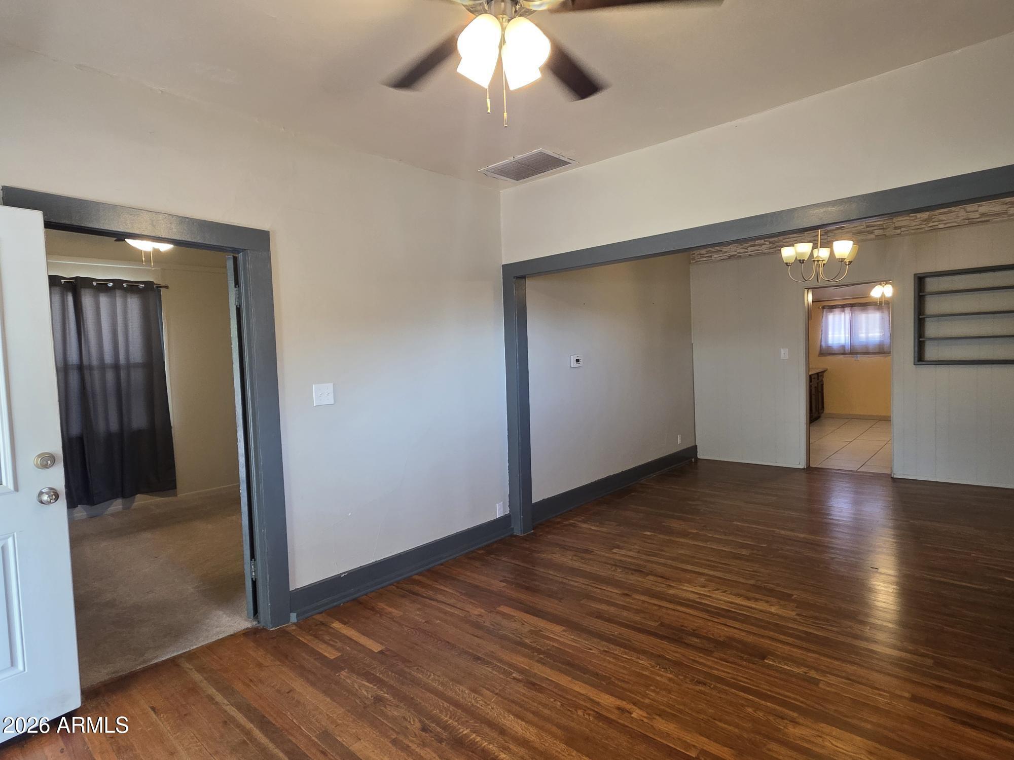 1236 East 13th Street Douglas, AZ 85607 - Photo 6 of 31 1236 13th entrance
