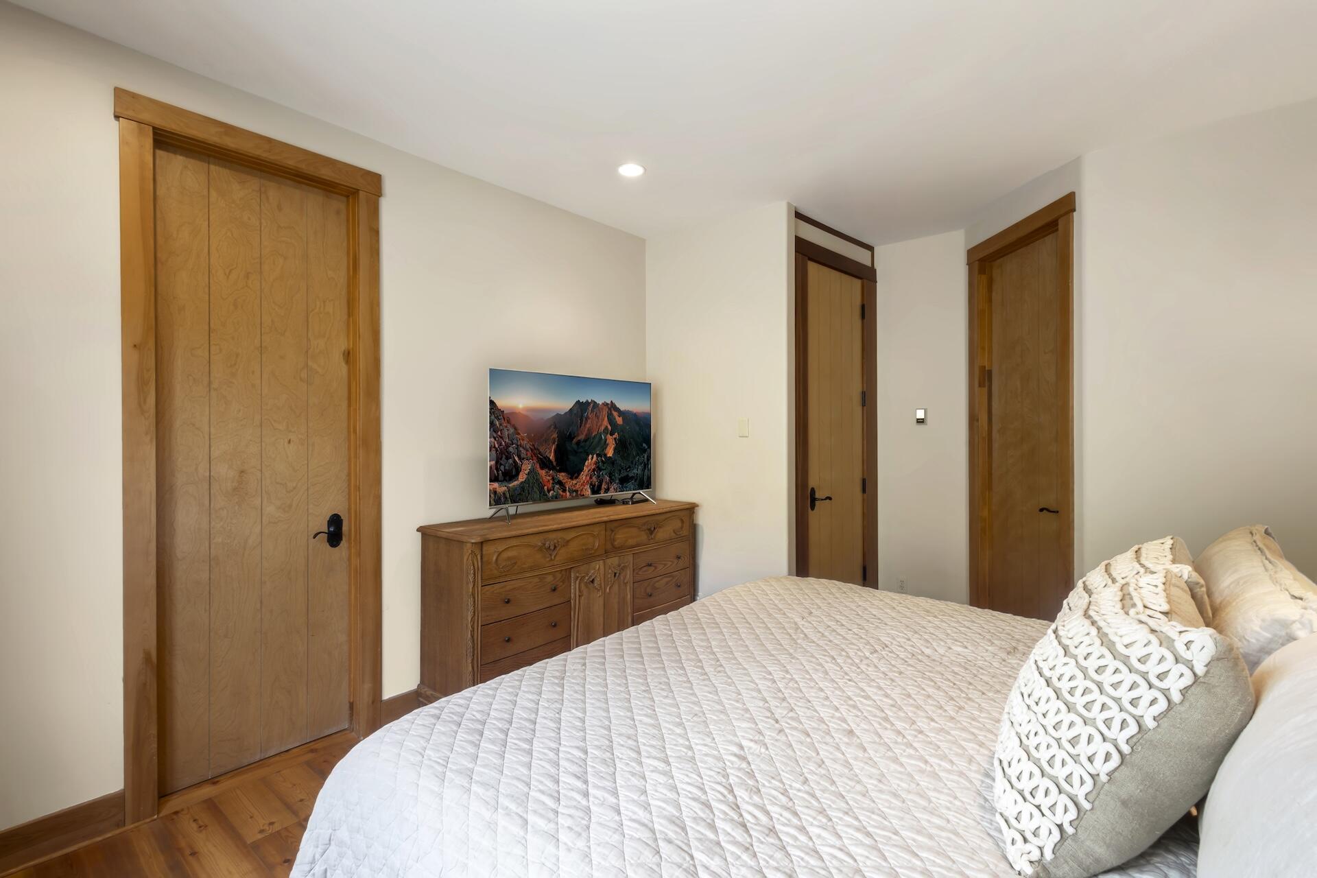 403 Adams Ranch Road, Unit B Mountain Village, CO 81435 - Photo 19 of 28 13