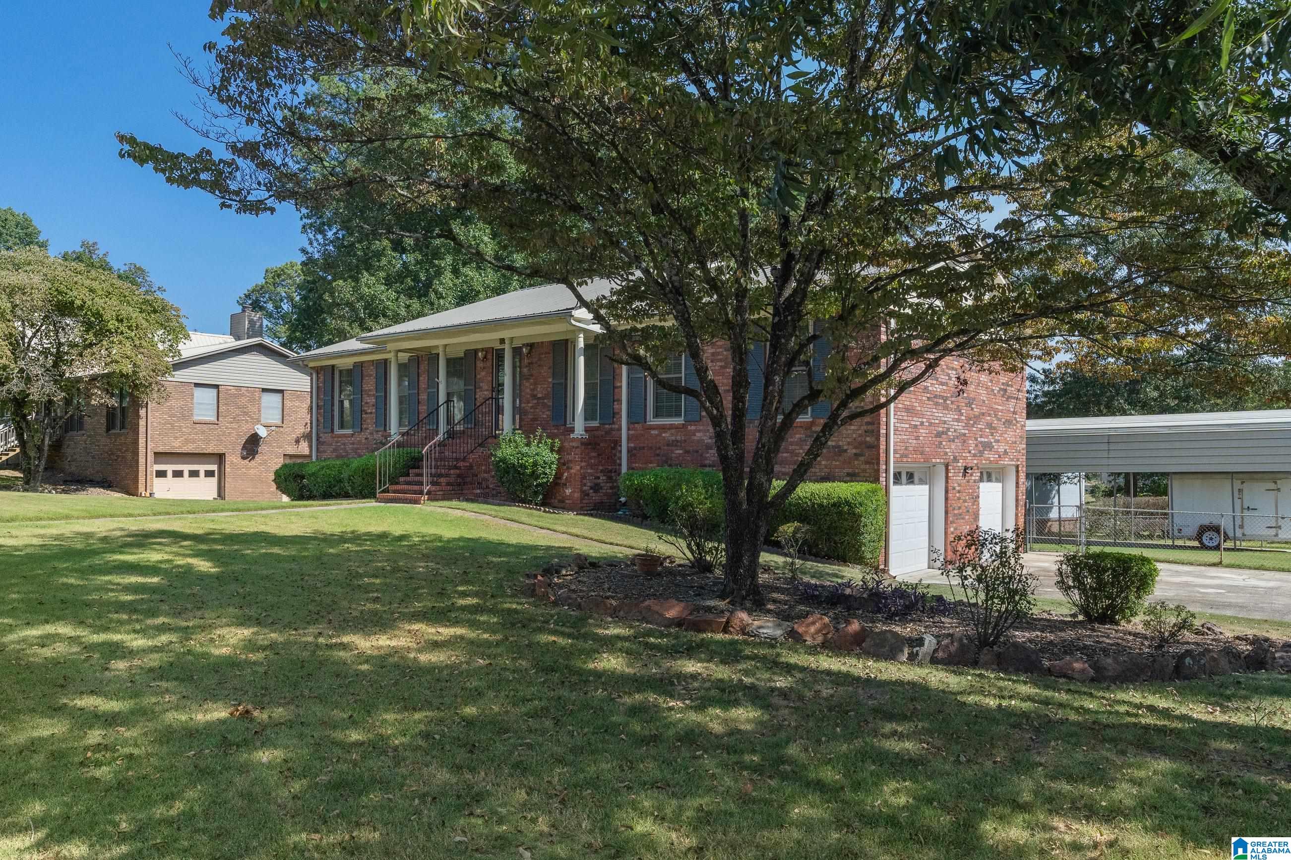 1463 Caribbean Circle Alabaster, AL 35007 - Photo 3 of 32