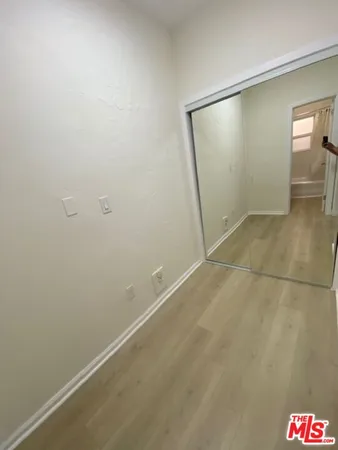 $1,380 | 814 South Hobart Boulevard, Unit 203, Los Angeles, CA 90005