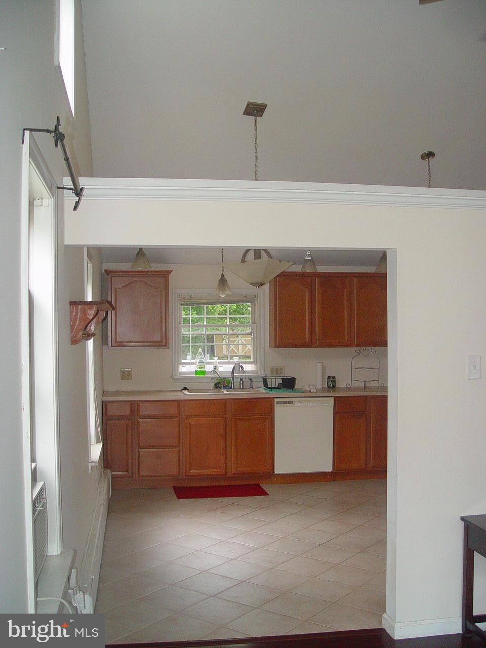 71 Tamanend Road Quakake, PA 18245 - Photo 10 of 12 Gallery Image 10