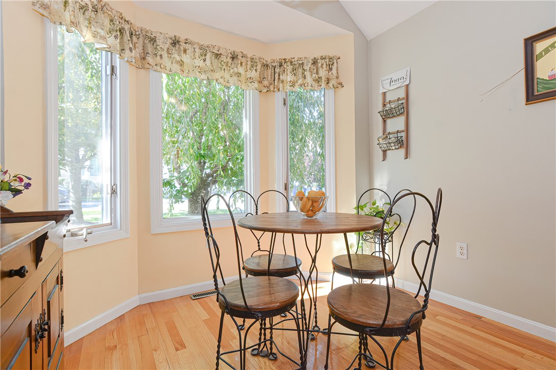 80 Fisher Road, Unit 81 Cumberland, RI 02864 - Photo 5 of 38