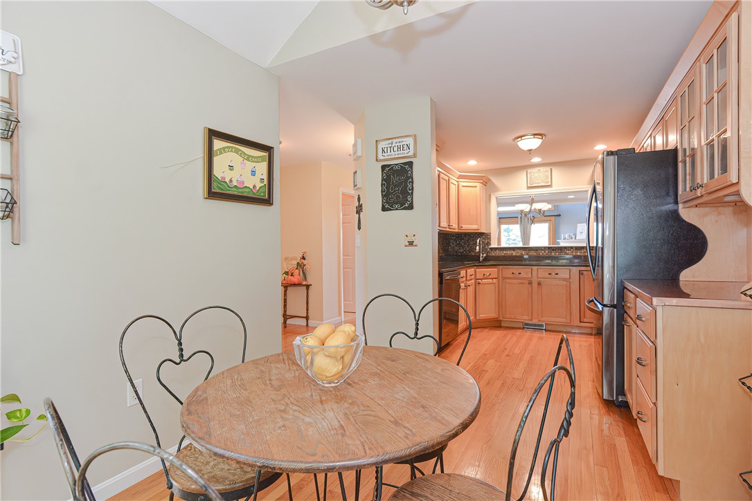 80 Fisher Road, Unit 81 Cumberland, RI 02864 - Photo 6 of 38
