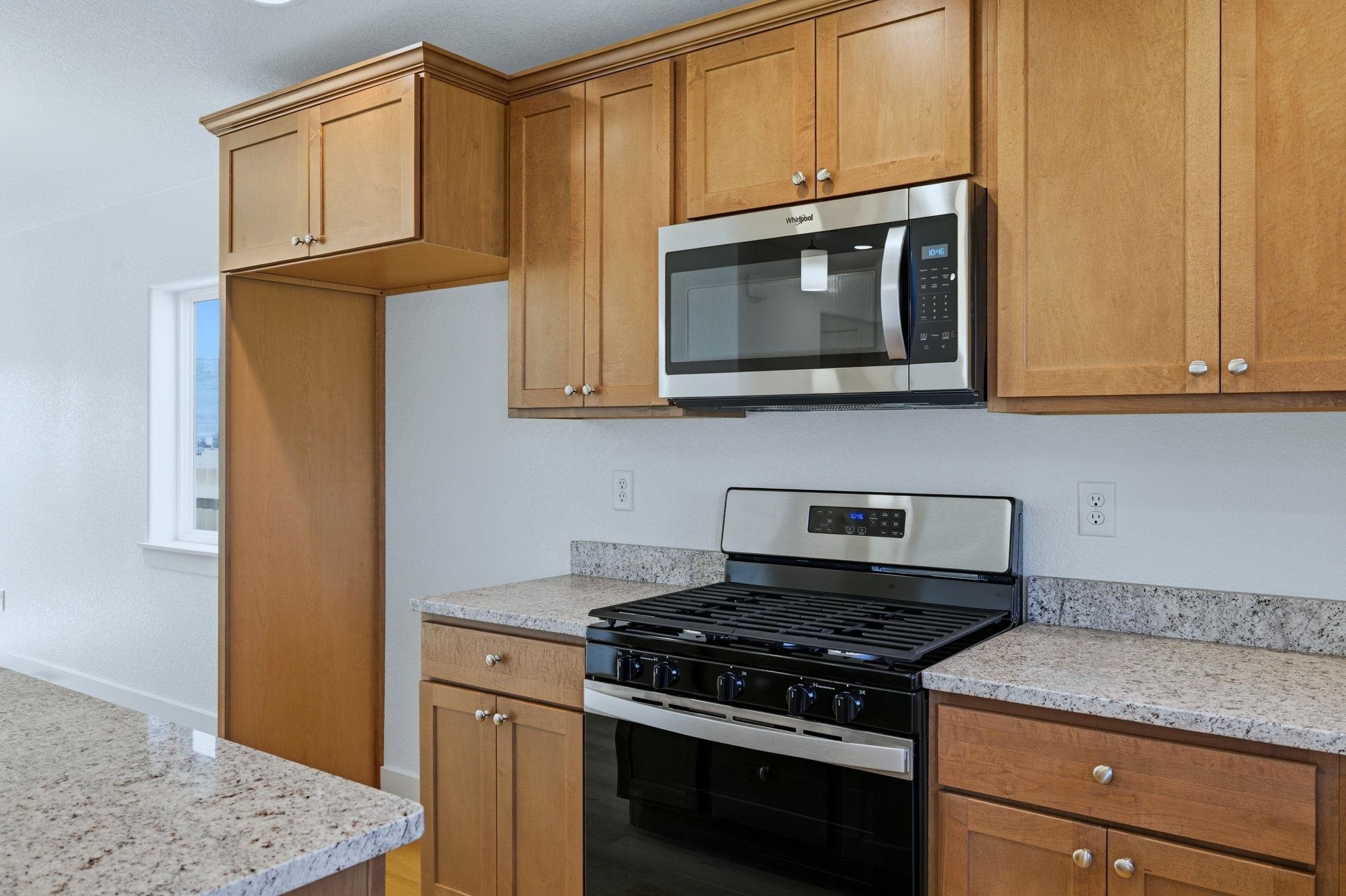 4706 Shale Circle Mills, WY 82644 - Photo 8 of 18