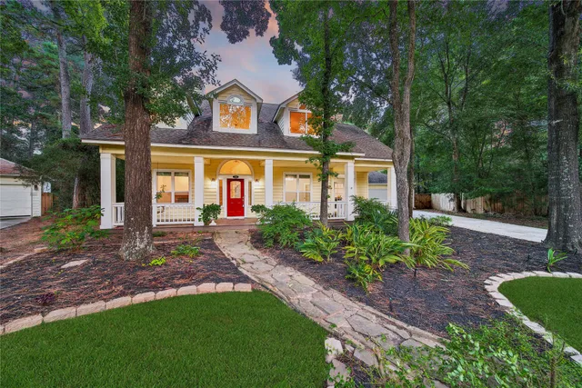 $699,990 | 255 South Crimson Clover Court, The Woodlands, TX 77381